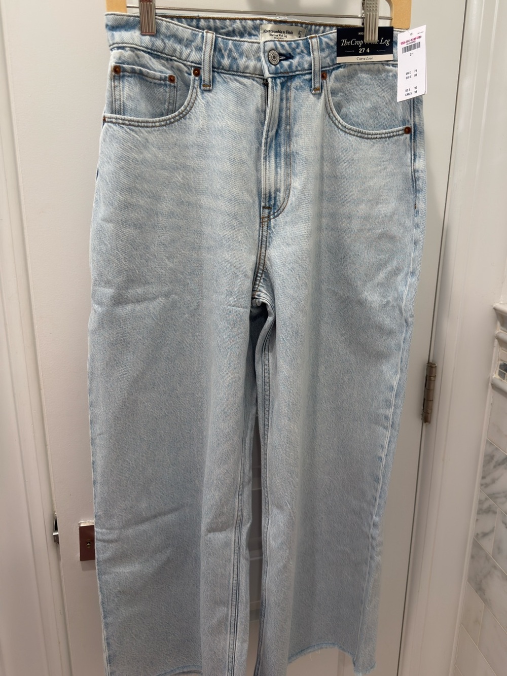 Curve Love High Rise Cropped Wide Leg Jean - Picture 3 of 4
